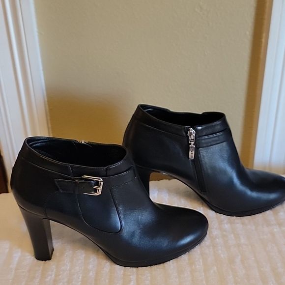 Lauren Ralph Lauren Shoes - Lauren Ralph Lauren- Leather Black short boots with silver buckle on the side 10
